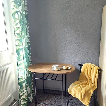 Hostel Dom Polonii W Zytkiejmach *