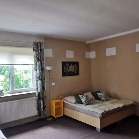 Hostel Dom Polonii W Zytkiejmach Zytkiejmy