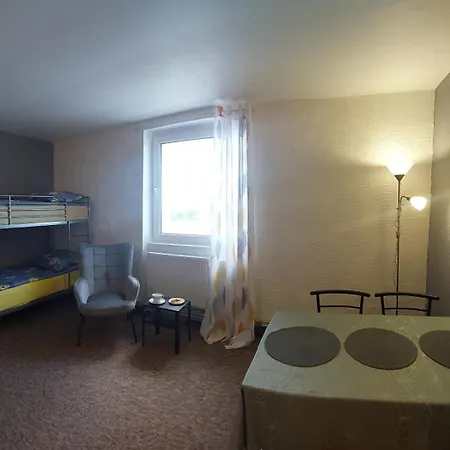 Hostel Dom Polonii W Zytkiejmach Zytkiejmy